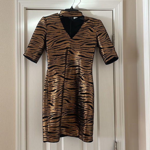 Alice and Olivia Inka Sequin Animal Print Sheath Dress Velvet reformation - Picture 6 of 11